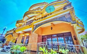 Penginapan Semarang Murah